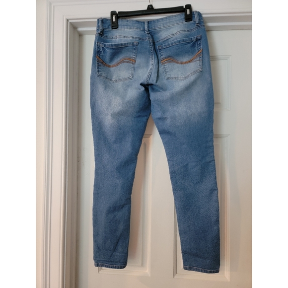 Women's SO Jeggings. EUC. Size 15 - Picture 11 of 16